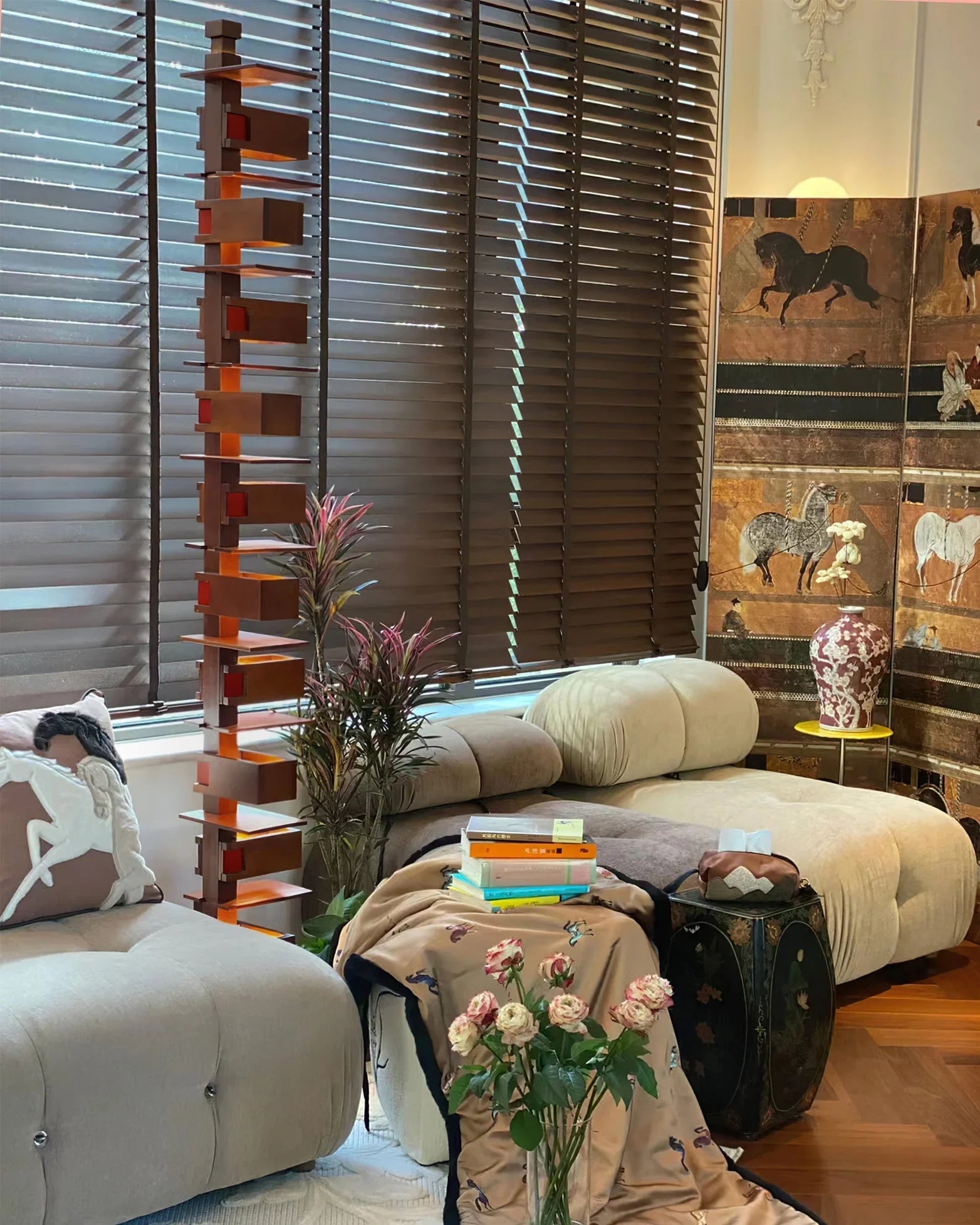 Taliesin Floor Lamp - YhLamps