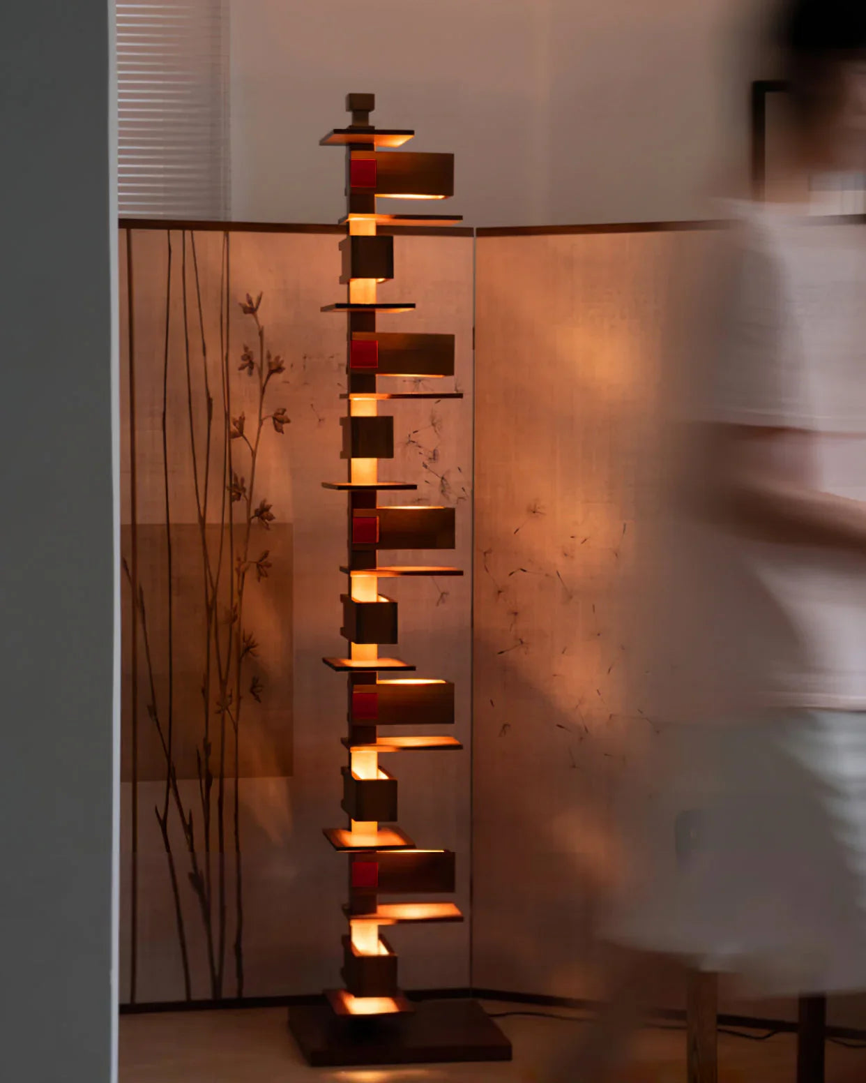 Taliesin Floor Lamp - YhLamps