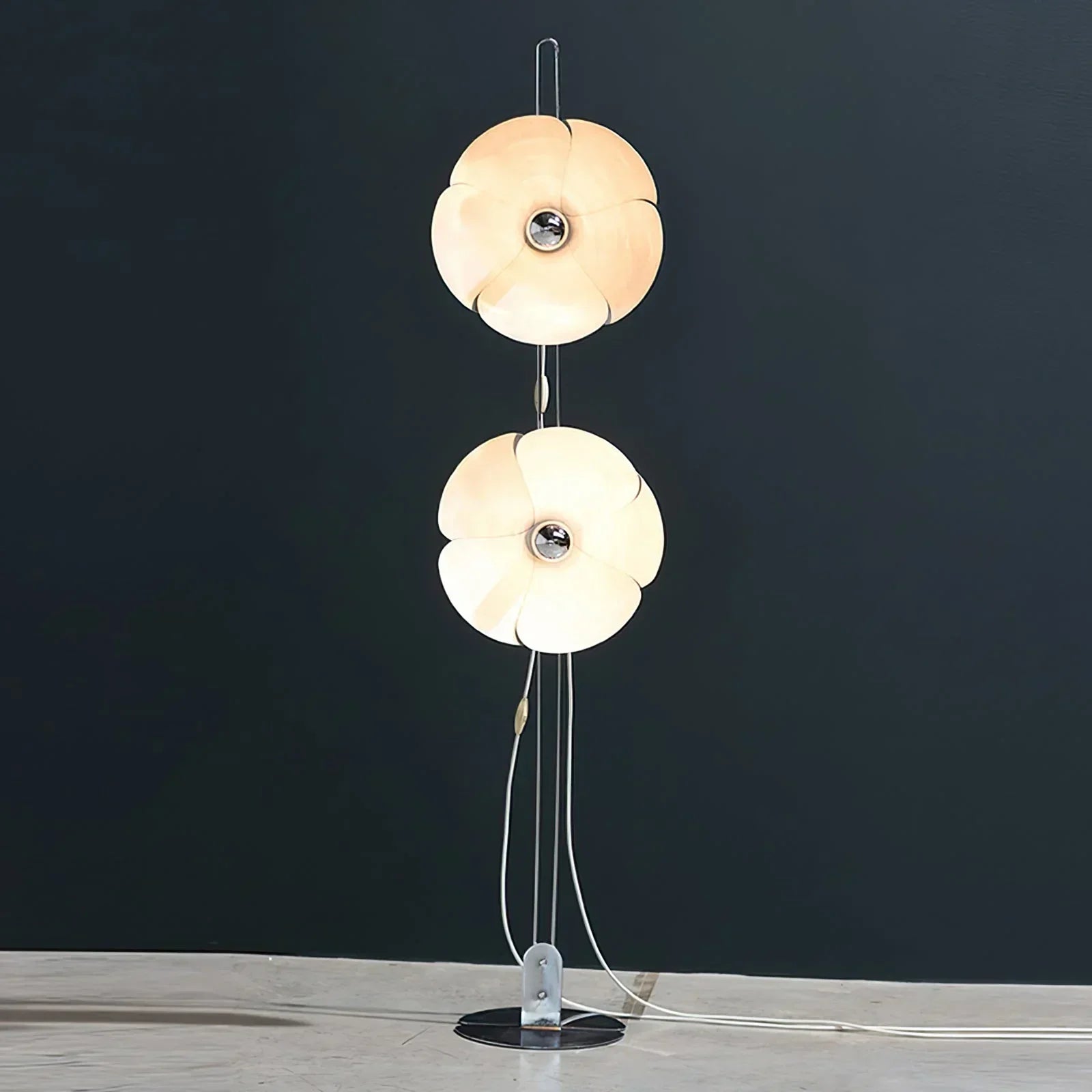Flower Silver Floor Lamp - YhLamps