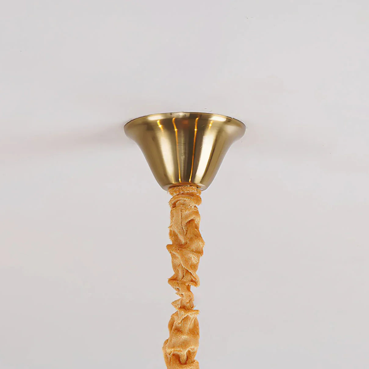 Plumette Chandelier - YhLamps