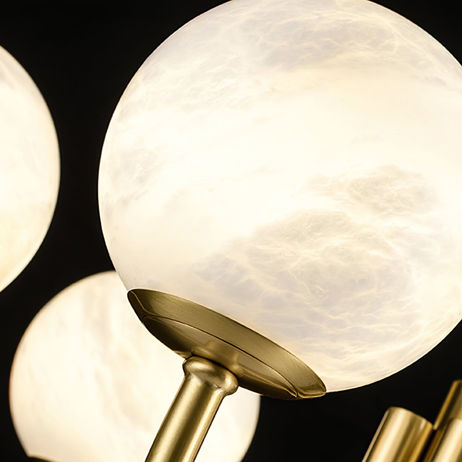 Aurelian Alabaster Globe Chandelier - YhLamps