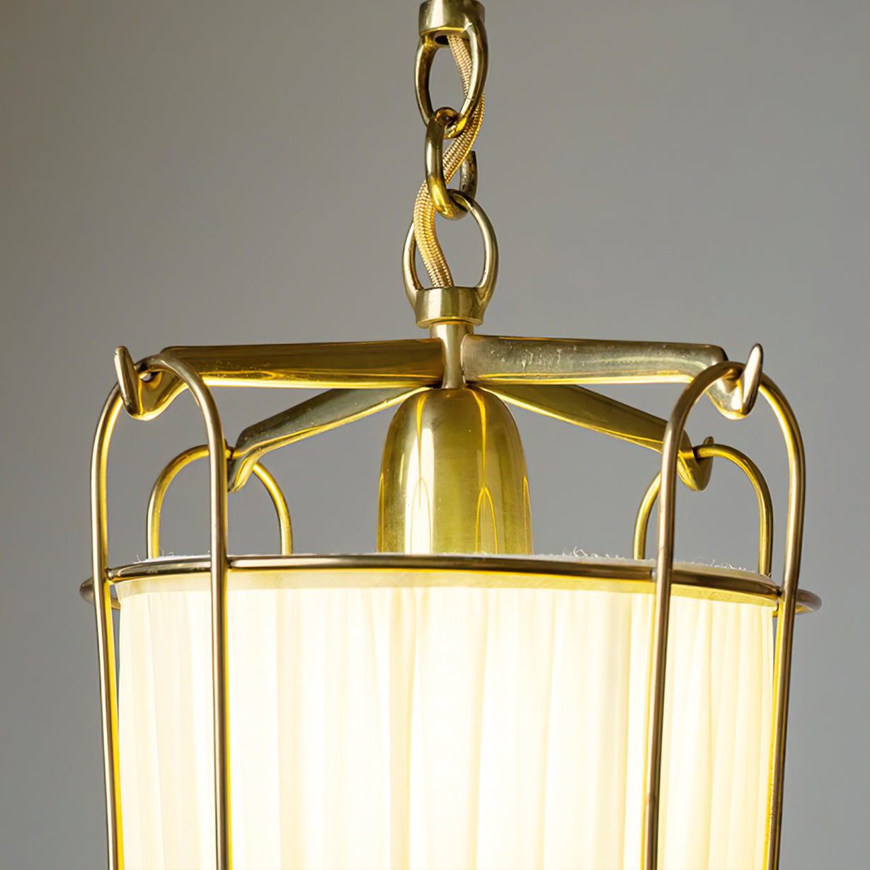 Caged Chandelier - YhLamps