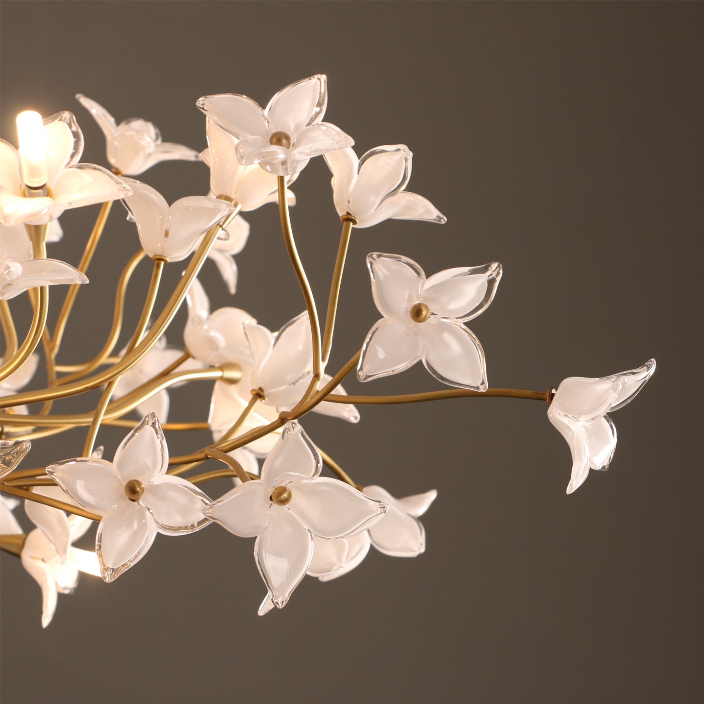 Veitchii Flower Chandelier - YhLamps