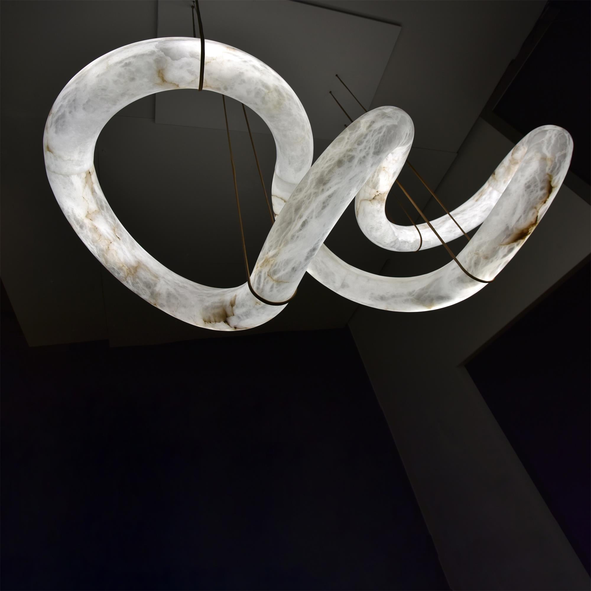 Streamlined Pendant Lamp - YhLamps