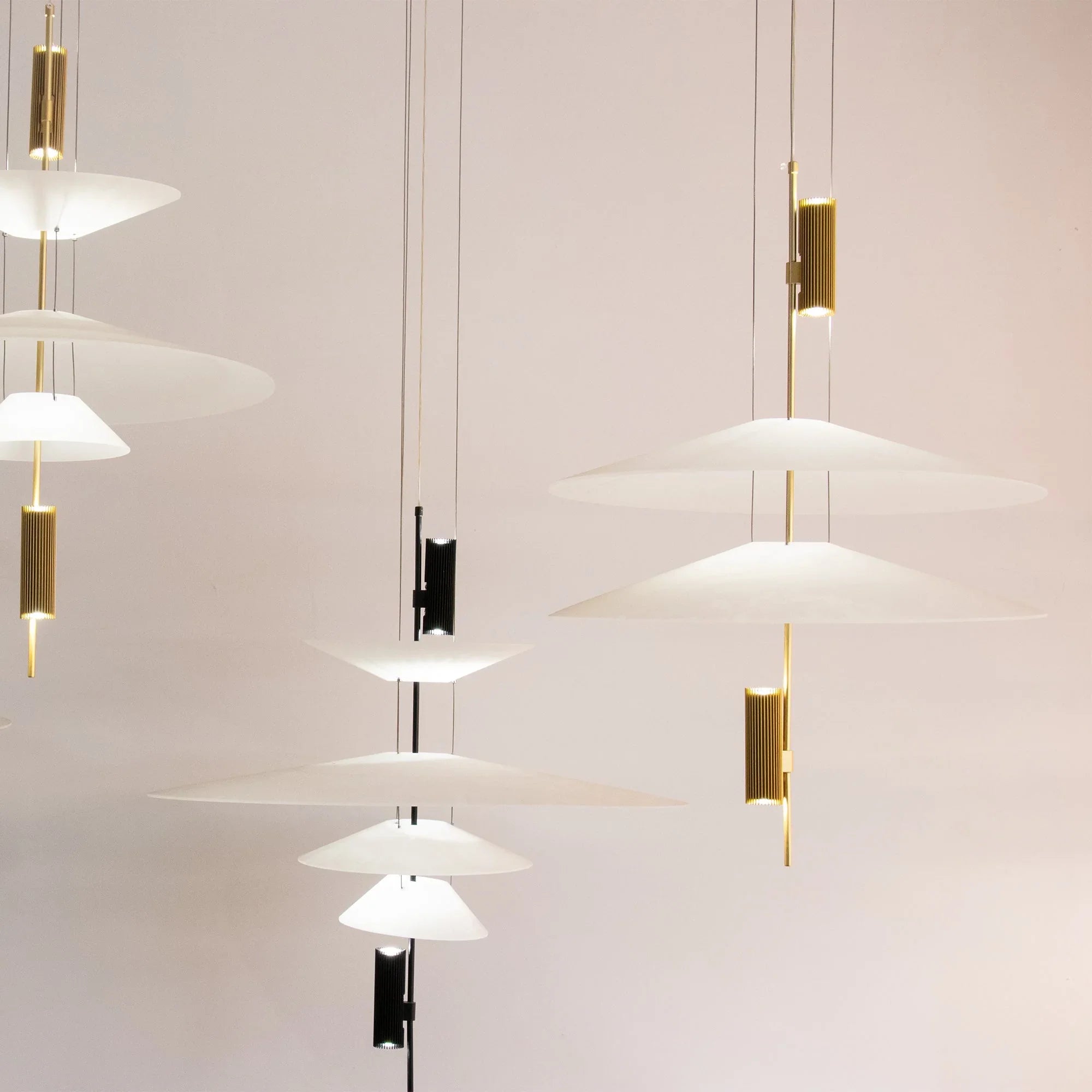 Flying Eagle Modern Living Room Chandelier - YhLamps