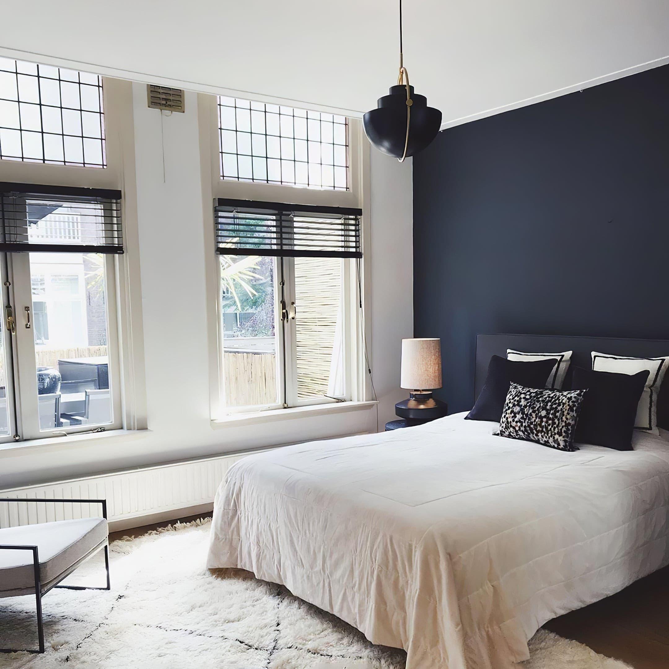 Deformed Ball Pendant Light - YhLamps