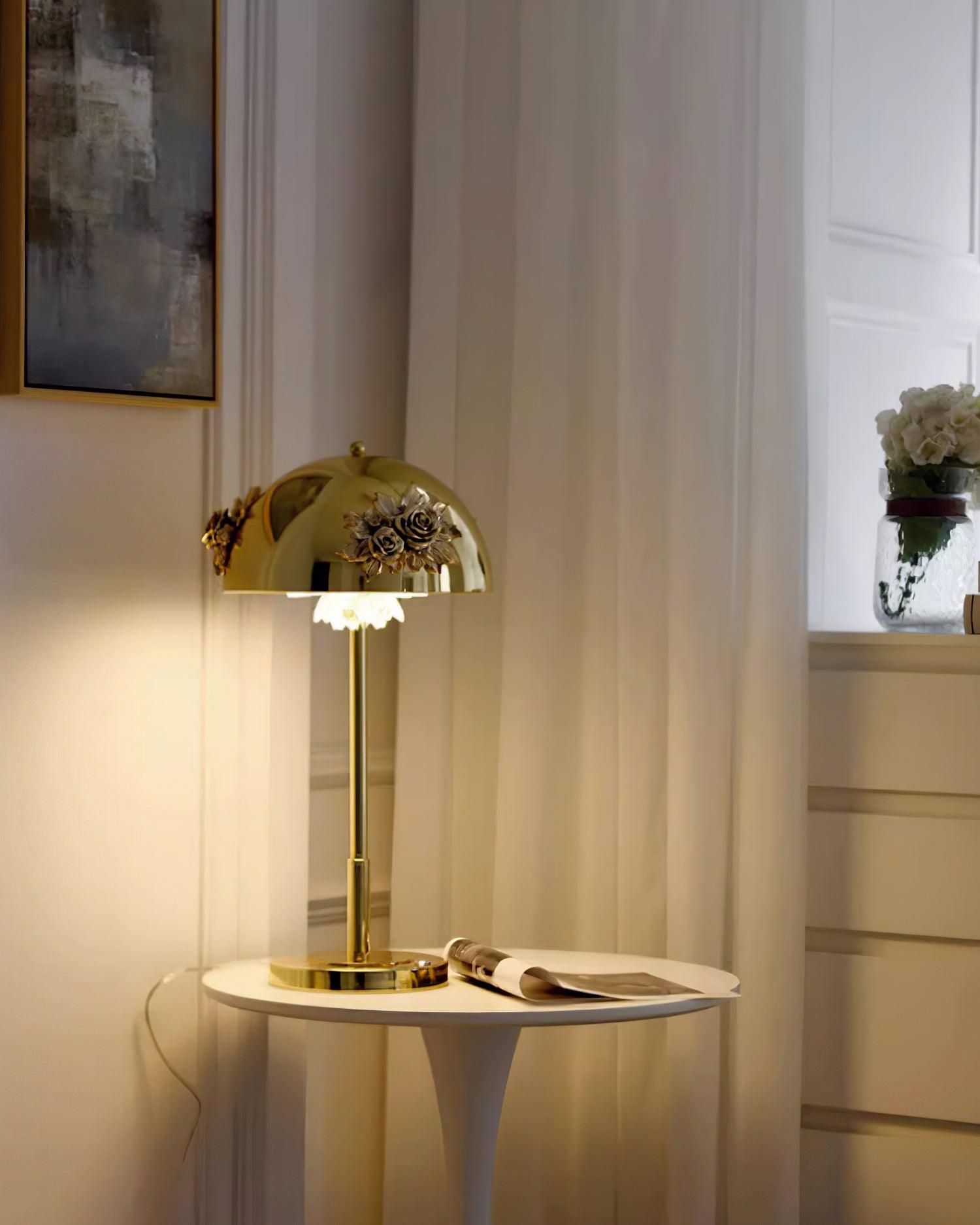 Meni Table Built-in Battery Lamp - YhLamps