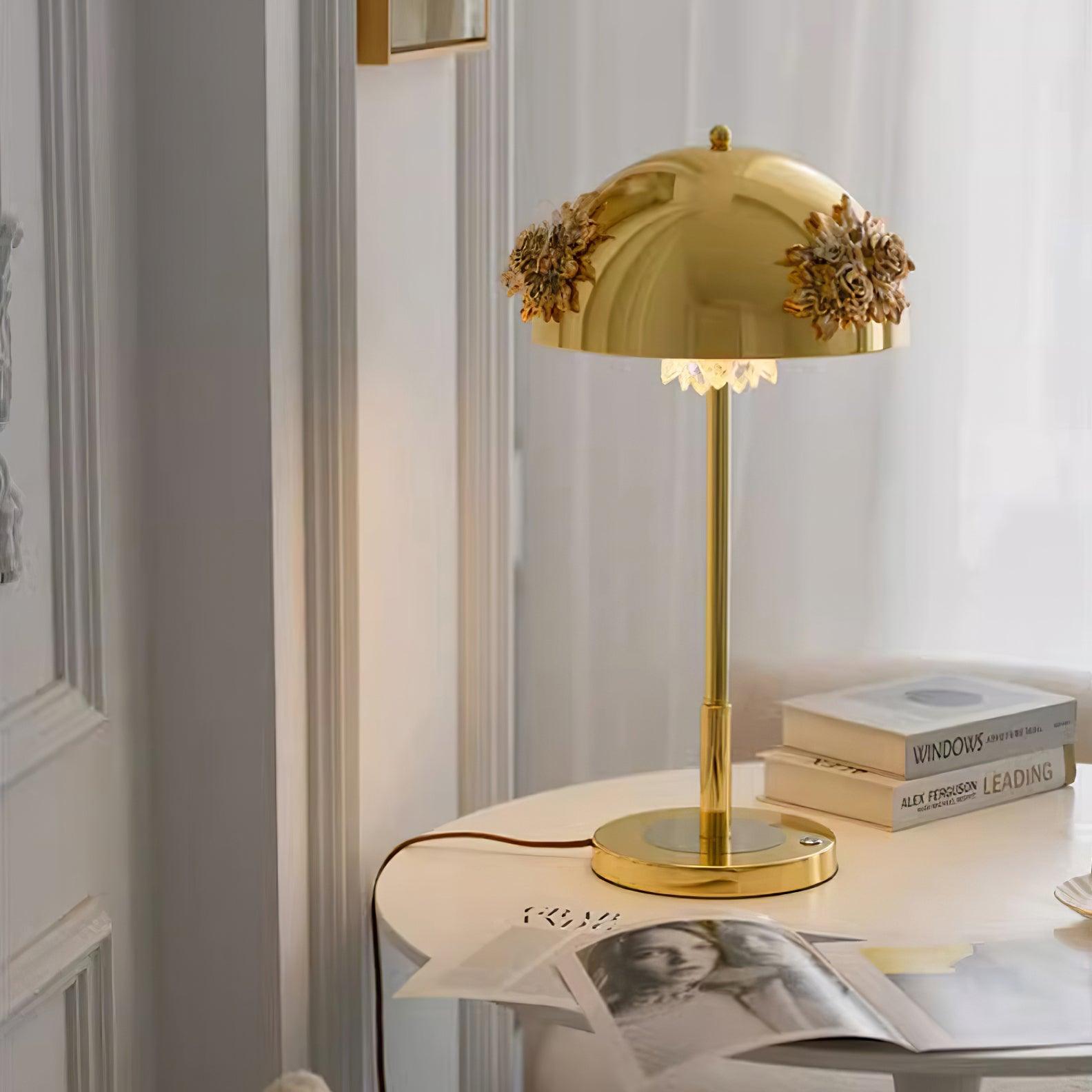 Meni Table Built-in Battery Lamp - YhLamps