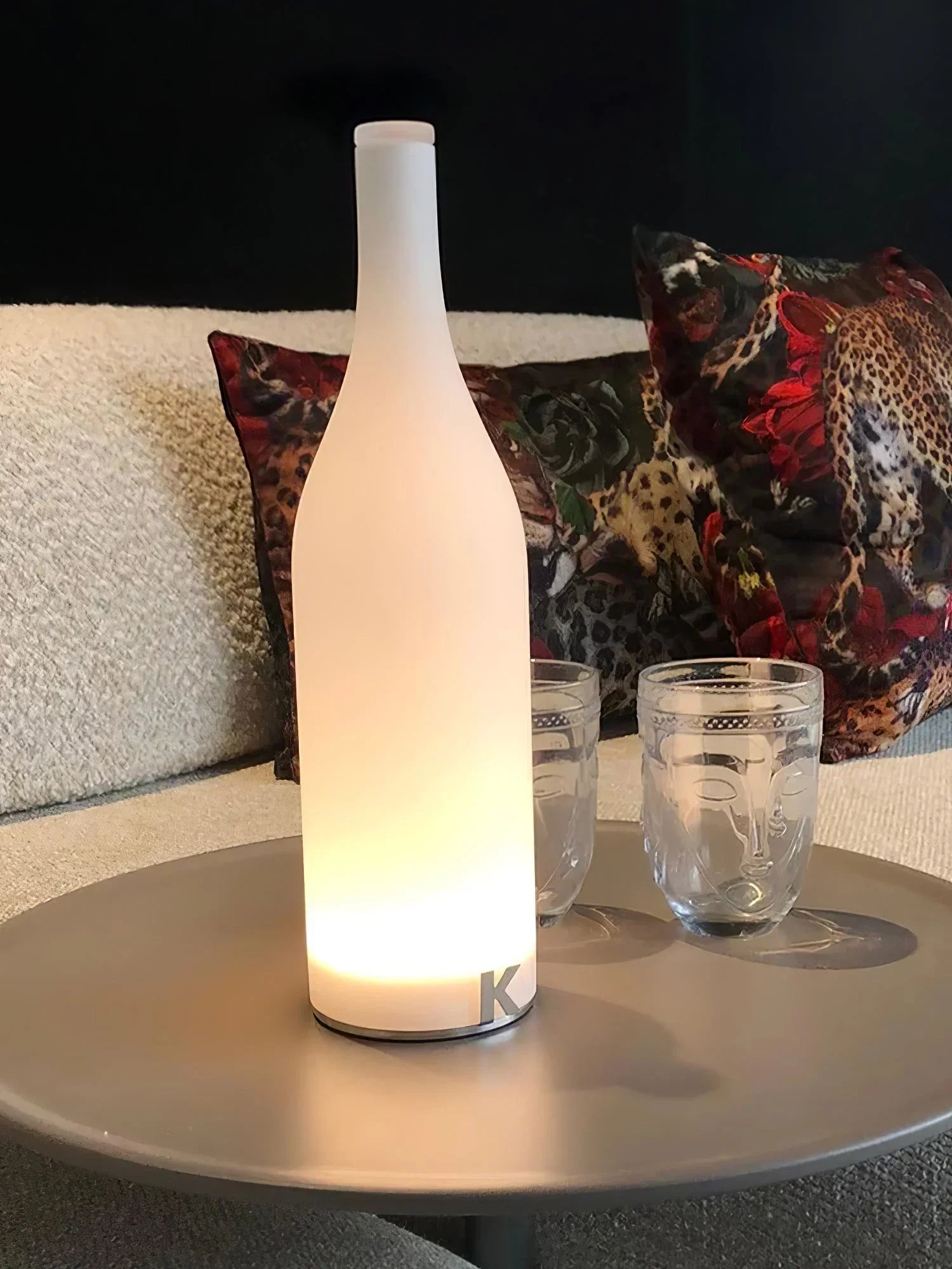 Modern white bottle-shaped table lamp with warm light on round table, YH Lamps home decor