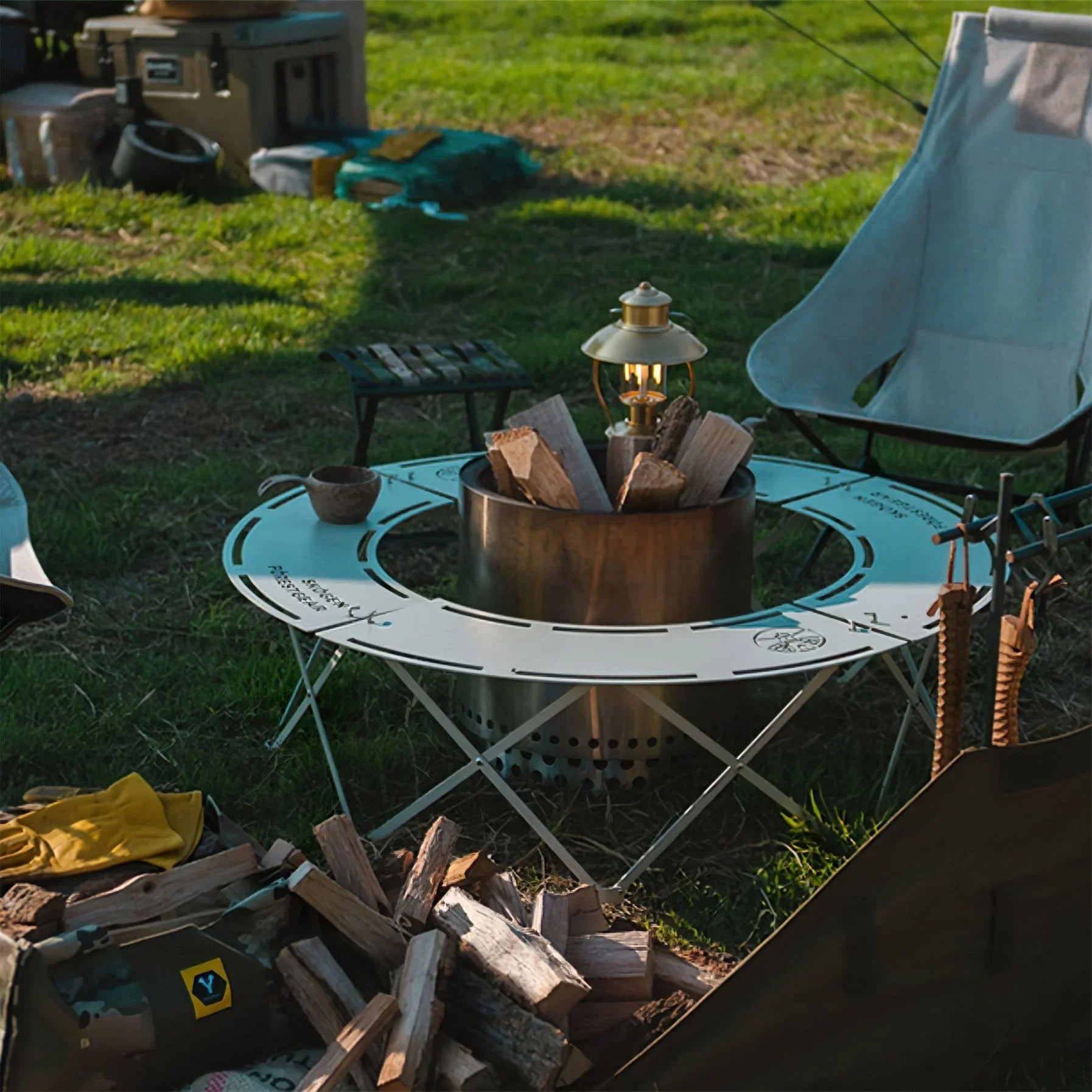 N80 Lantern Outdoor Table Lamp - YhLamps