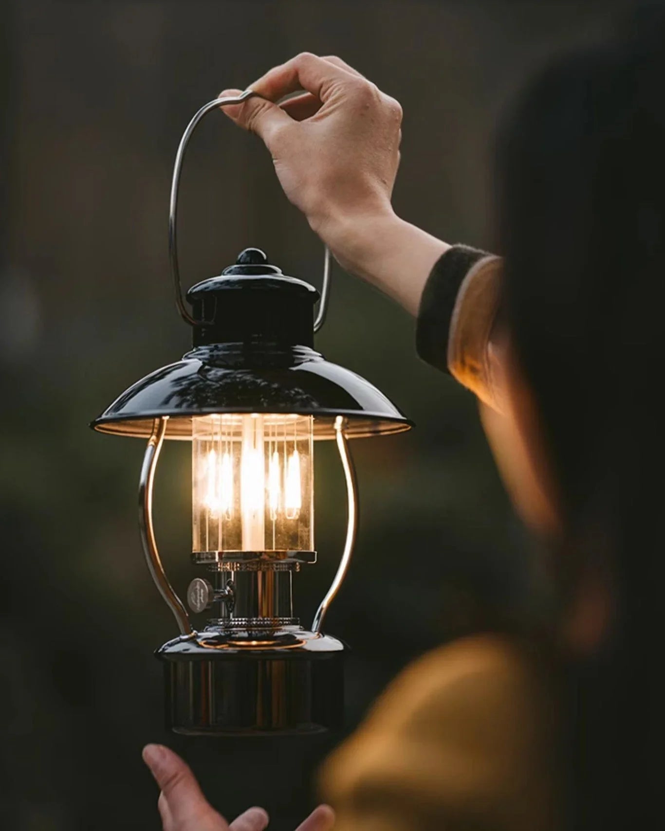 N80 Lantern Outdoor Table Lamp - YhLamps