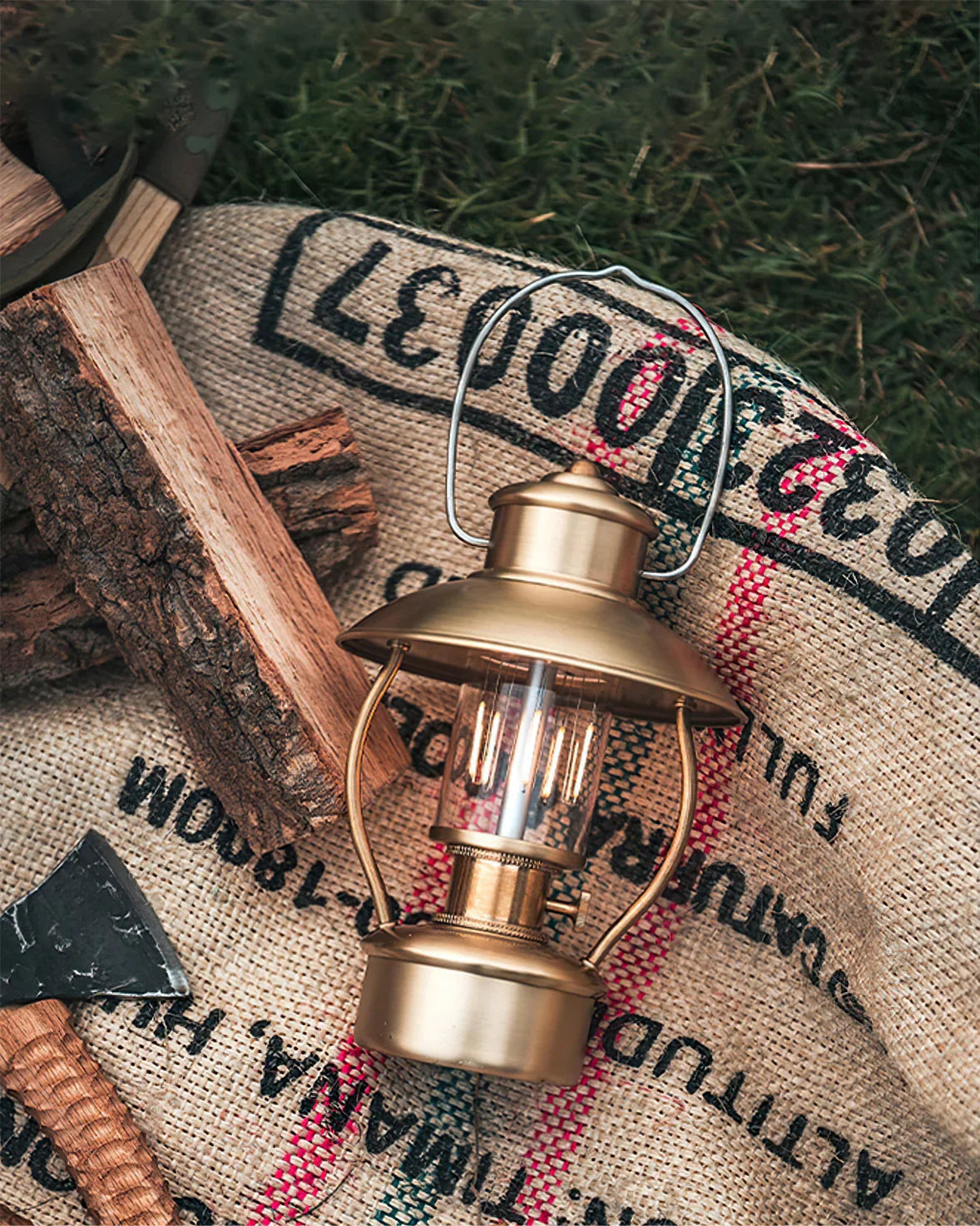 N80 Lantern Outdoor Table Lamp - YhLamps