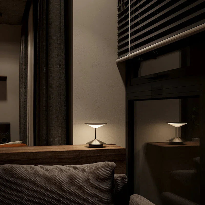 Narciso Table Lamp - YhLamps
