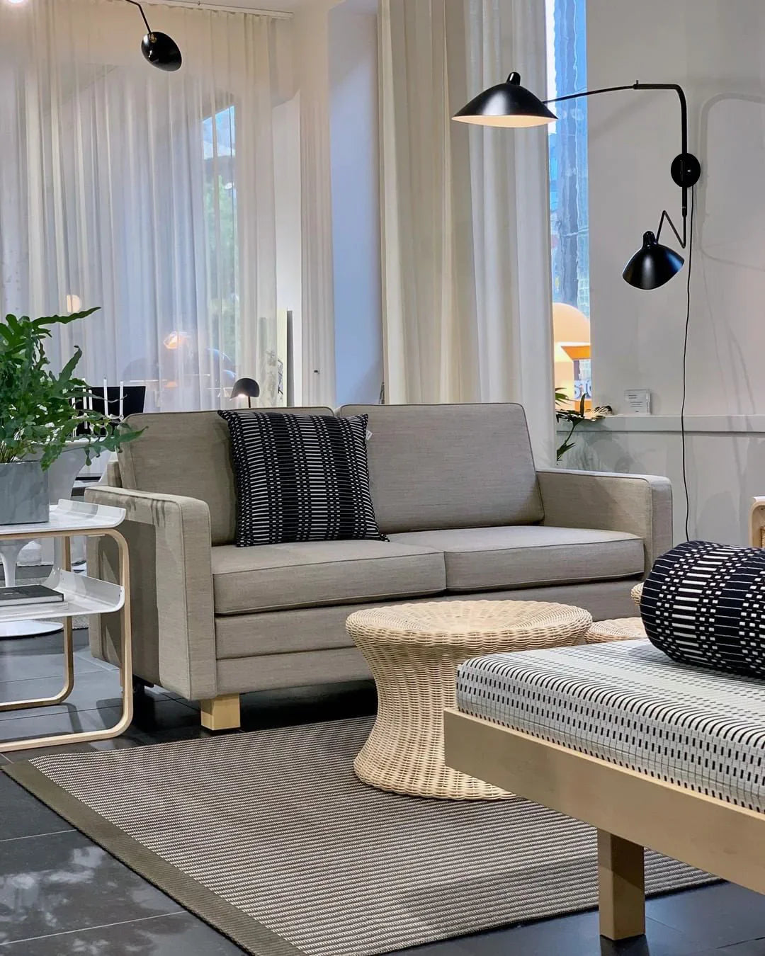 Serge Mouille Plug In Wall Lamp - YhLamps