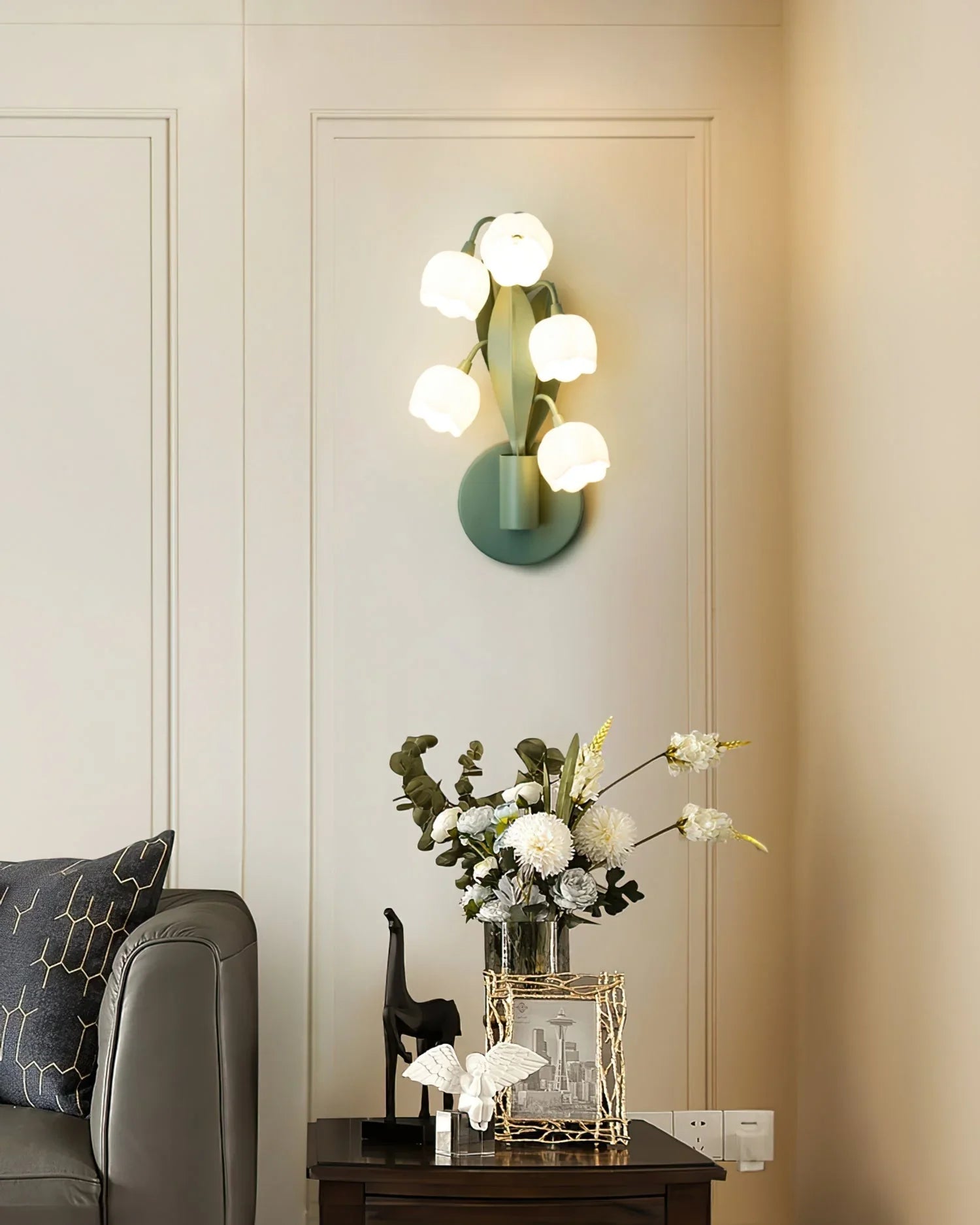 Bell Orchid Wall Lamp - YhLamps