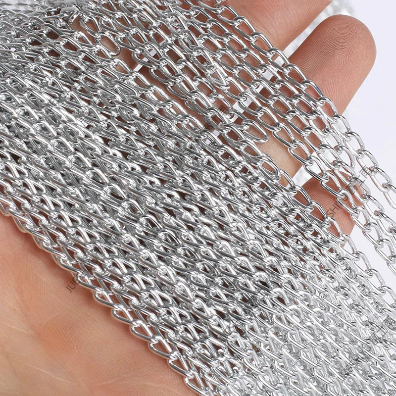 Fiona Aluminum Chain Tassel Wall Sconce - YhLamps