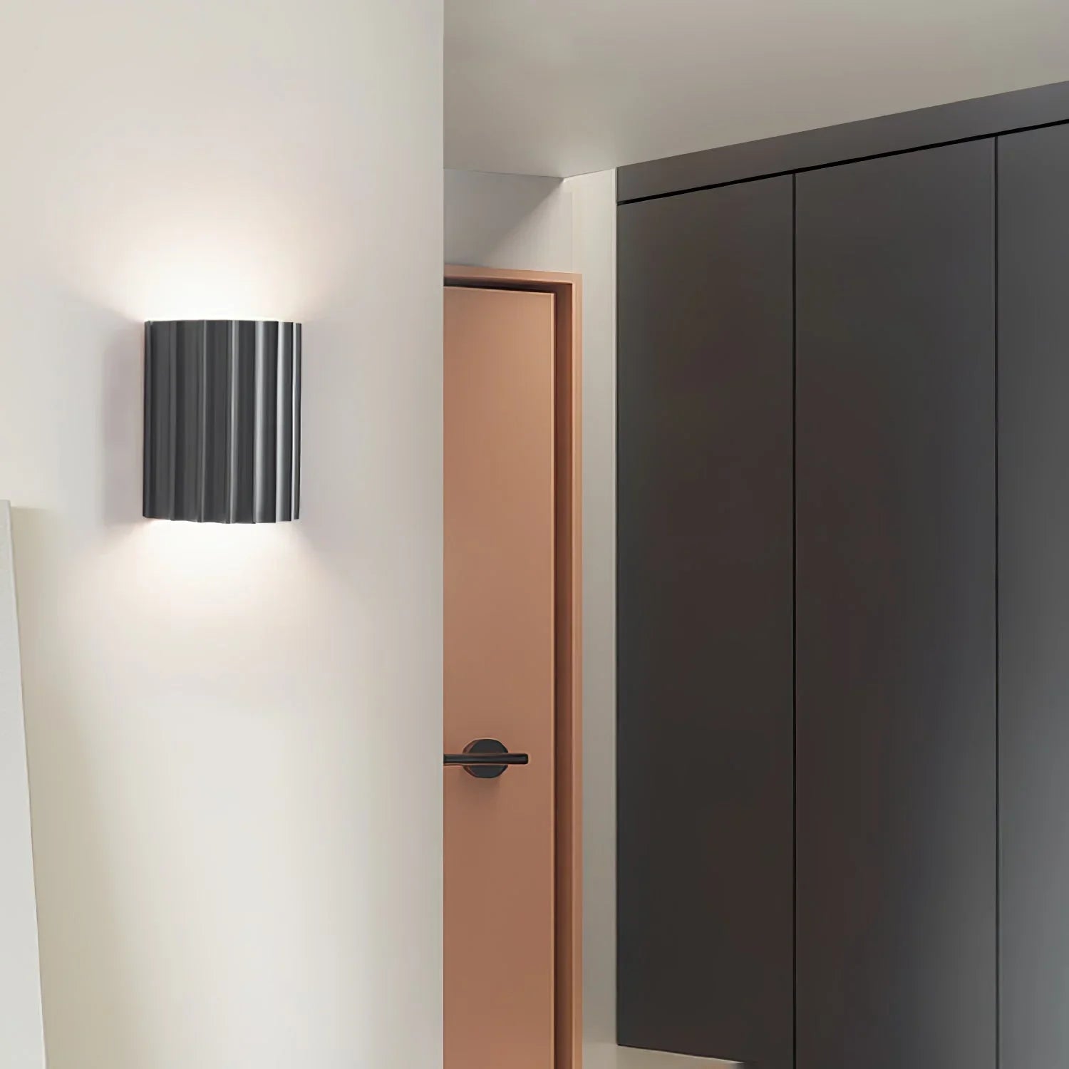 Fluted Resin Wall Lamp - YhLamps