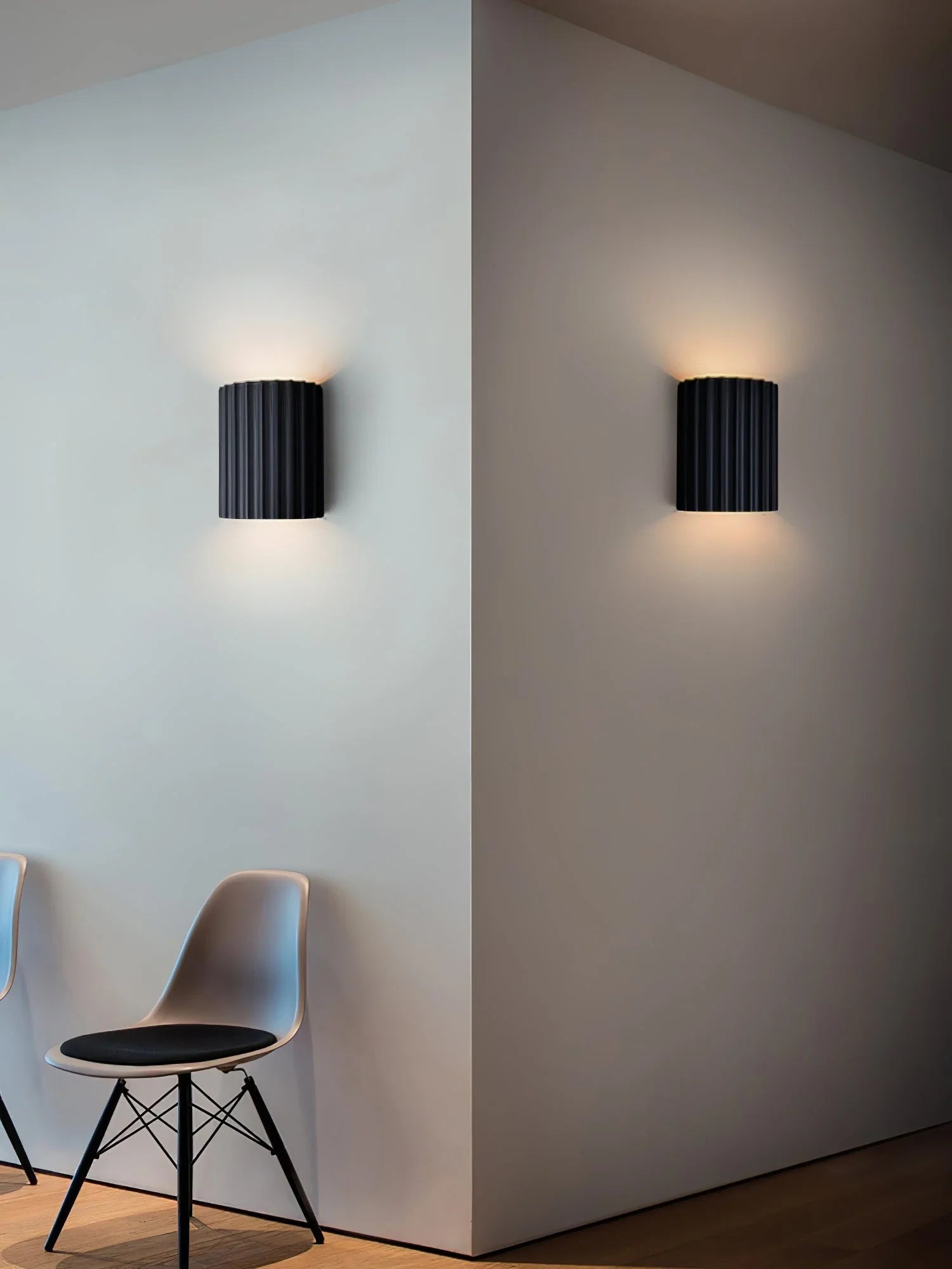 Fluted Resin Wall Lamp - YhLamps