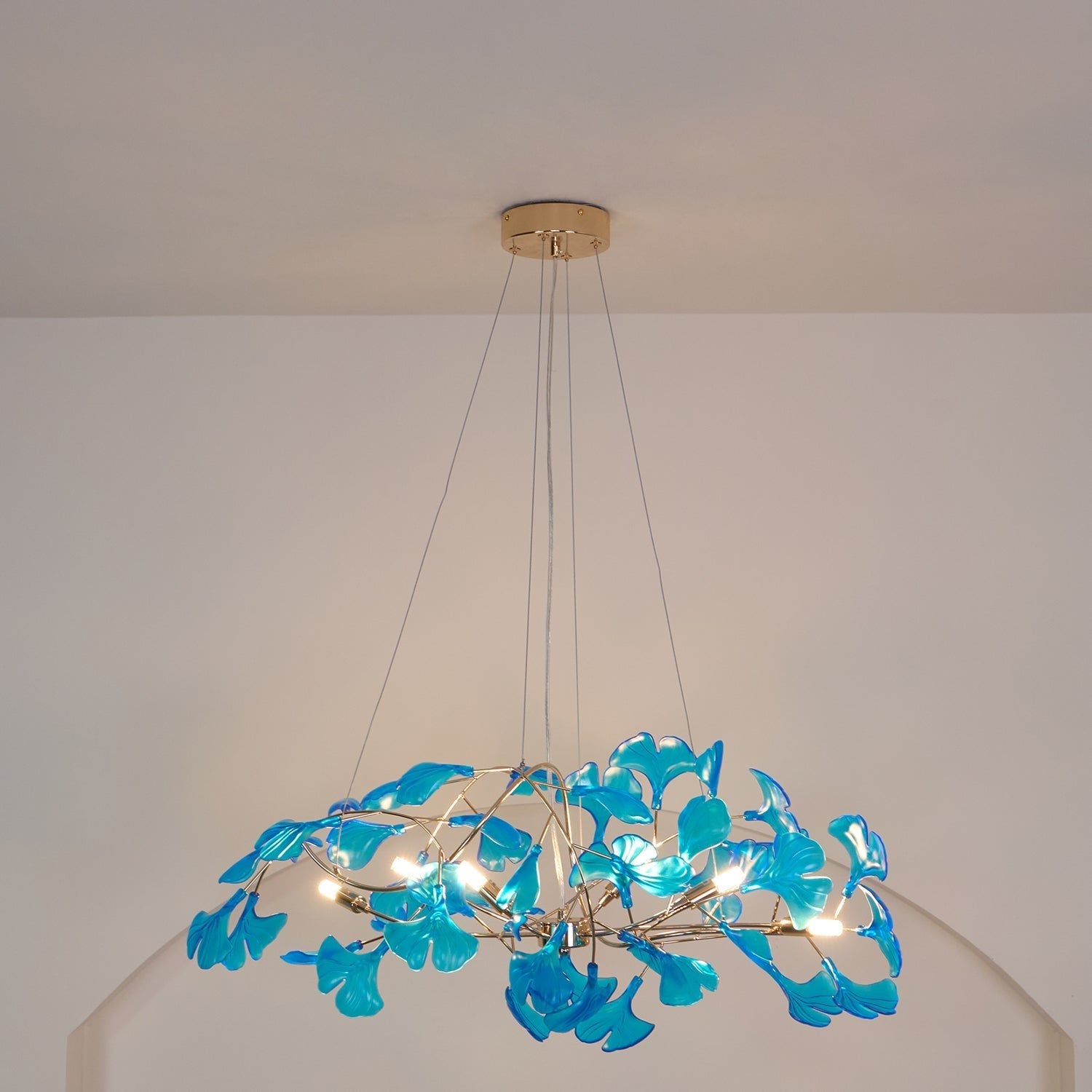 Acrylic Ginkgo Leaf Chandelier - YhLamps