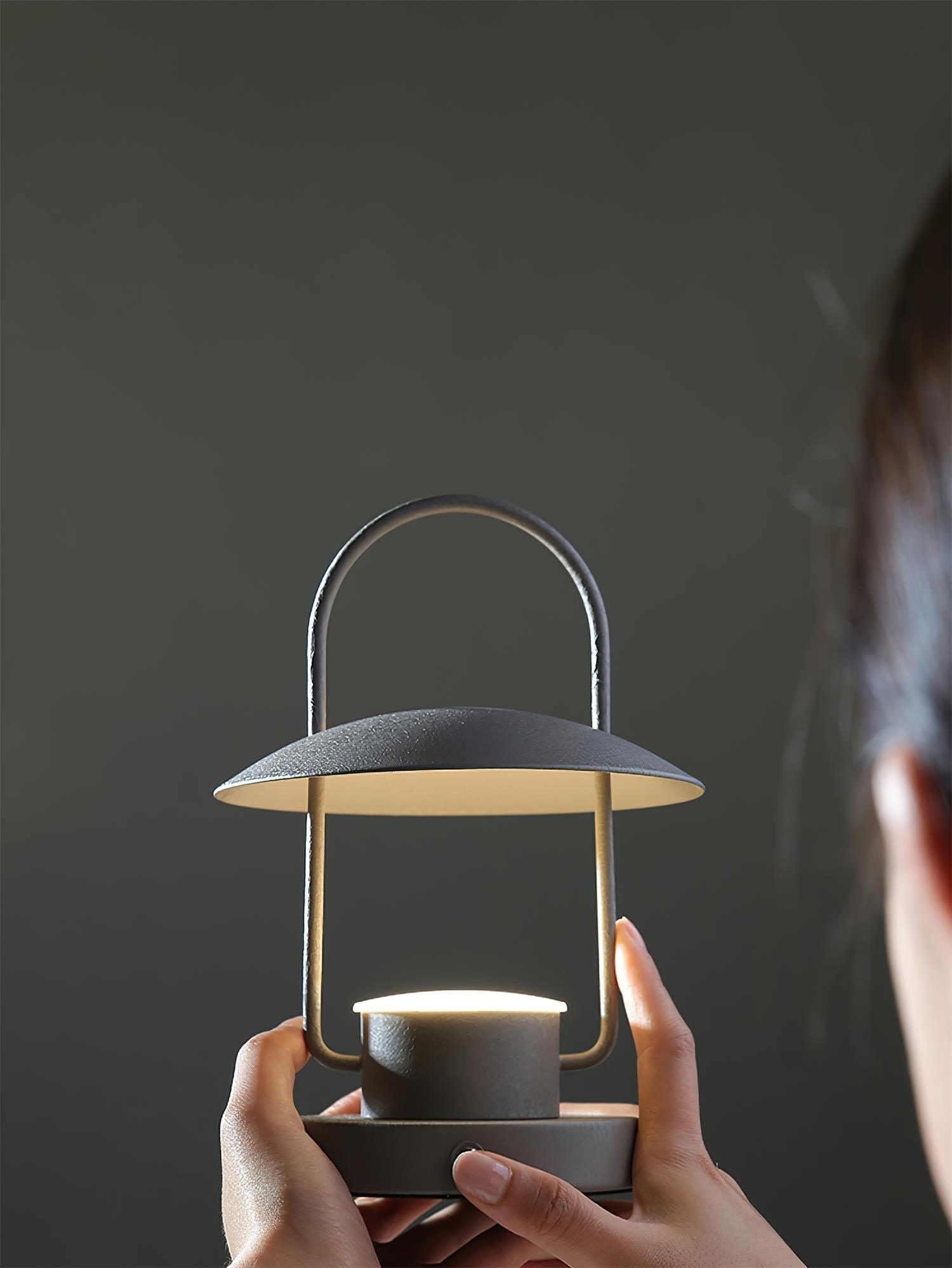 Ray Portable Built-in Battery Table Lamp - YhLamps
