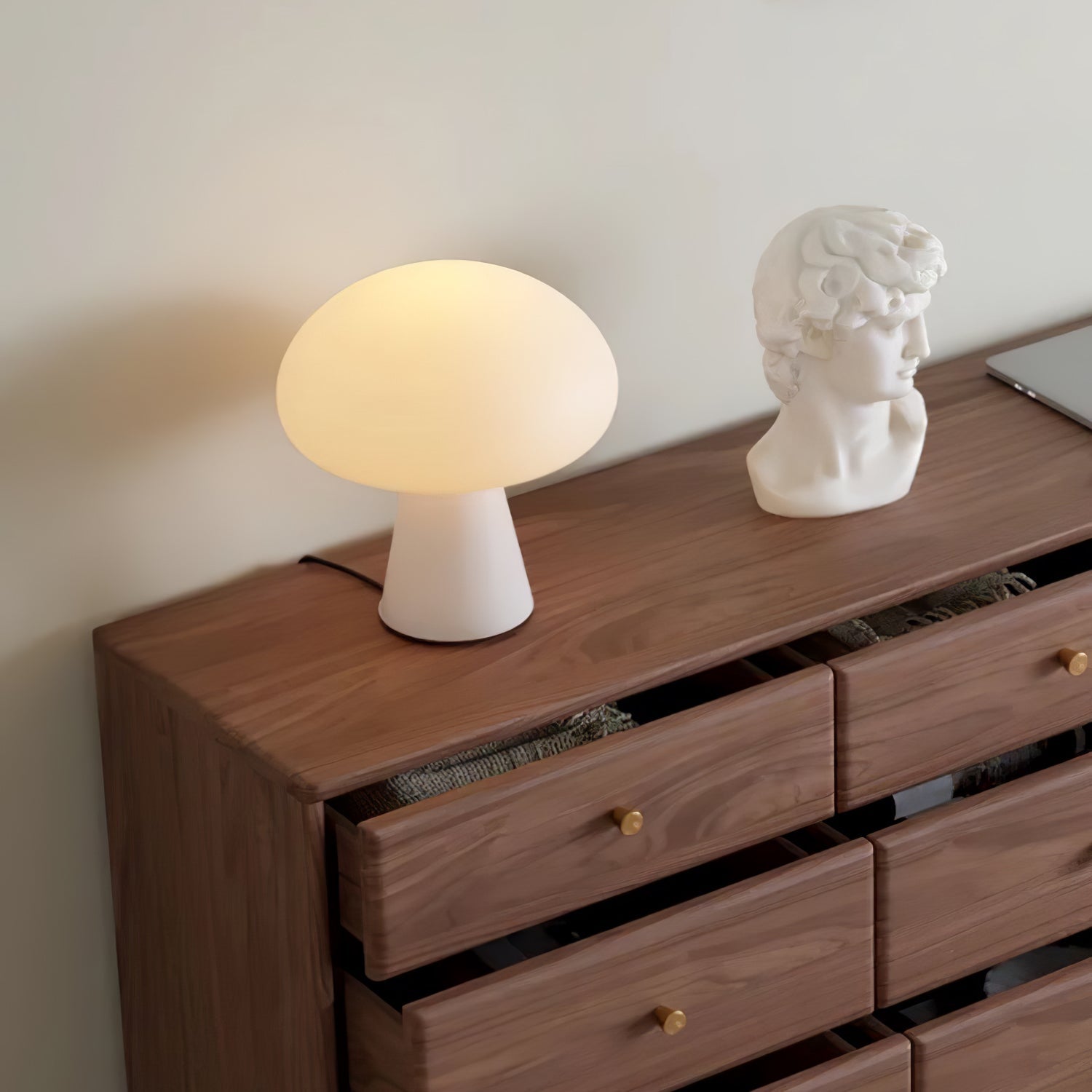 Obello Portable Rechargeable Table Light - YhLamps