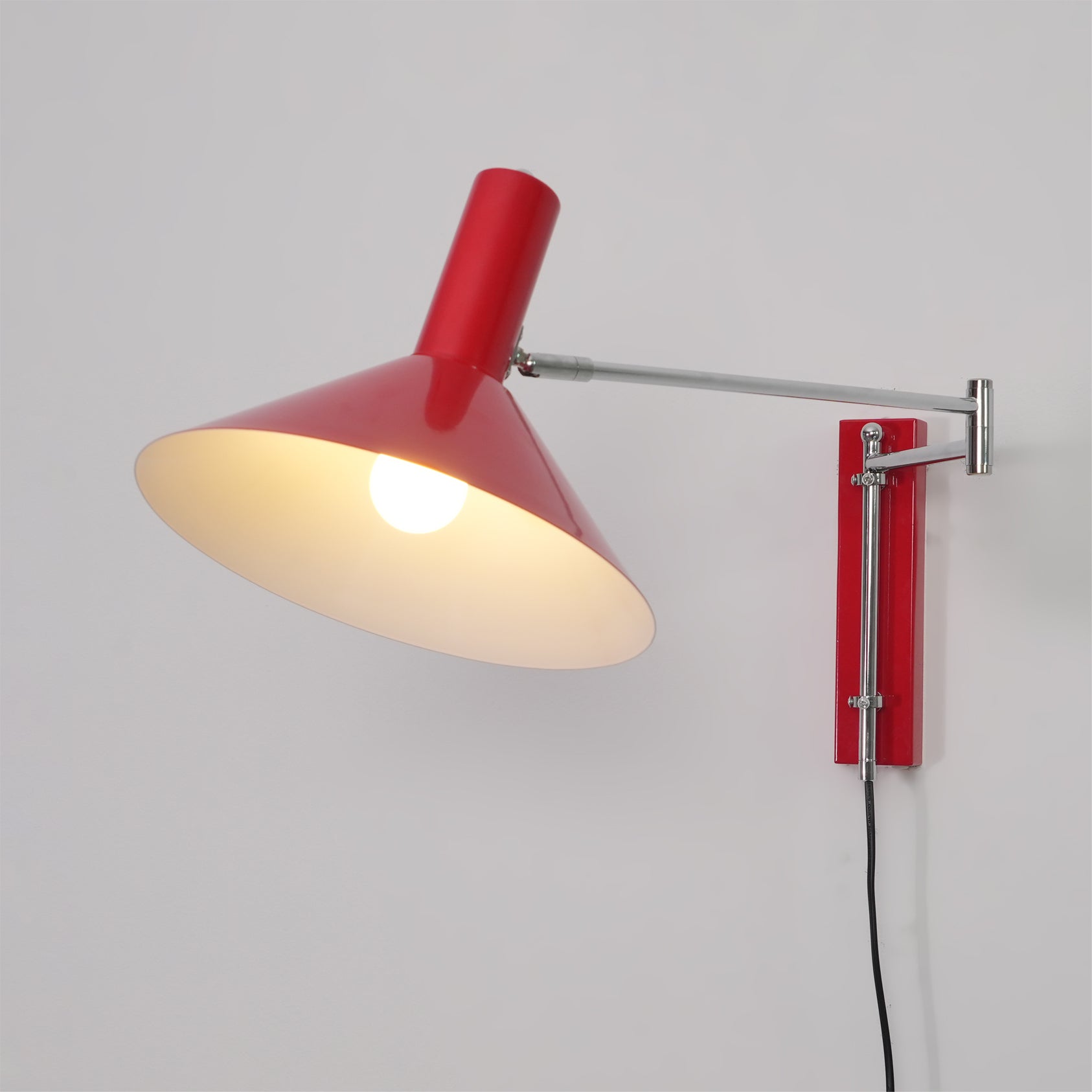 Anvia Plug In Wall Lamp - YhLamps