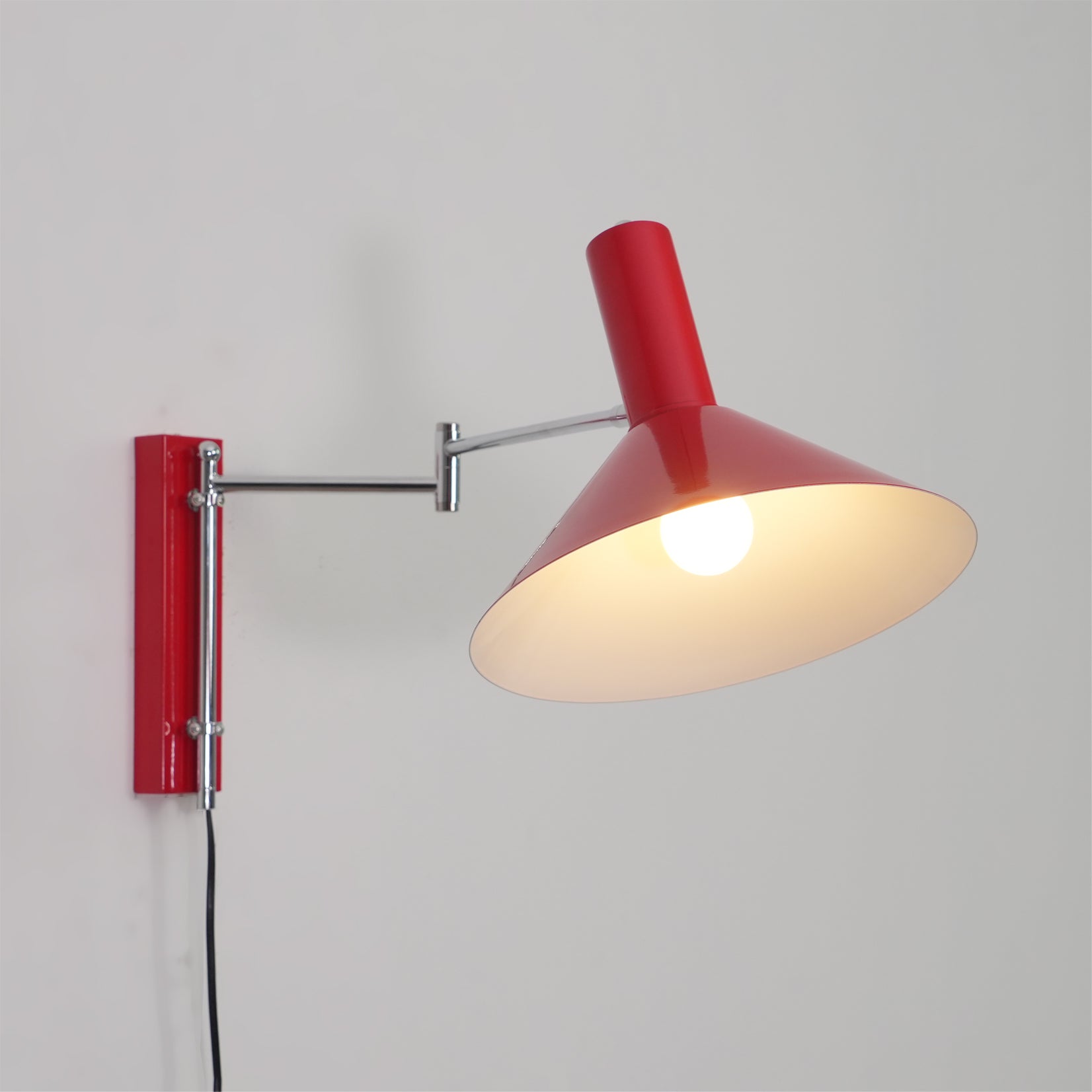 Anvia Plug In Wall Lamp - YhLamps